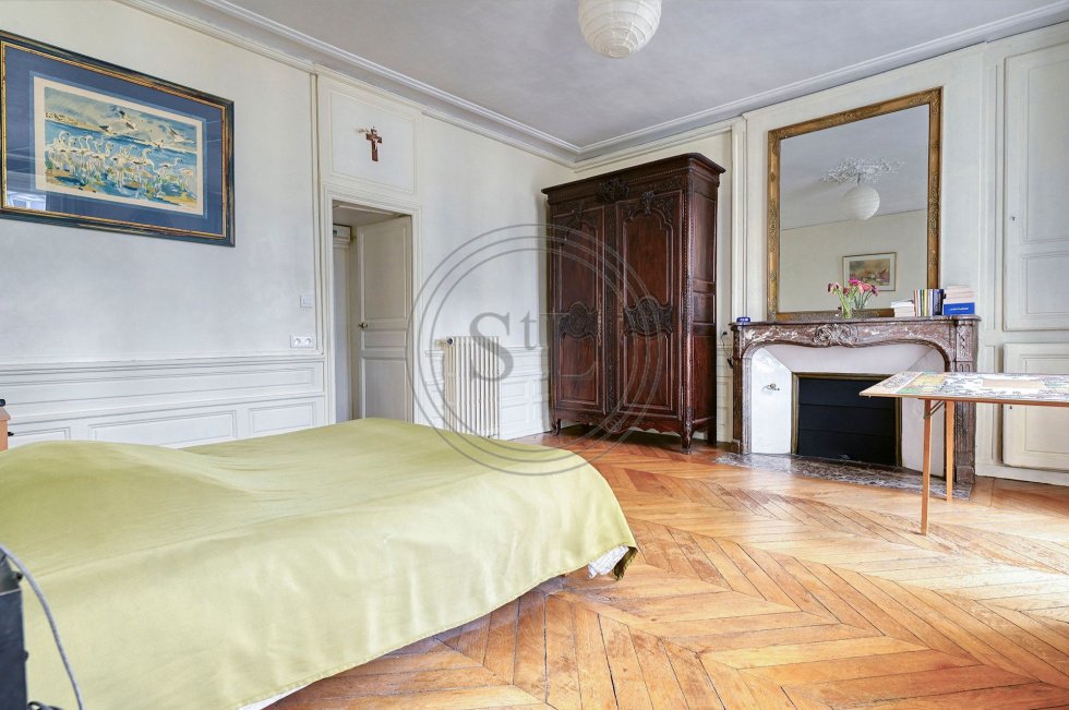 Apartment in Domaine National du Château, Versailles, France 3 - 17622356