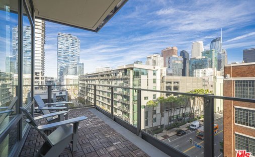 Condo in Los Angeles, California, United States 1