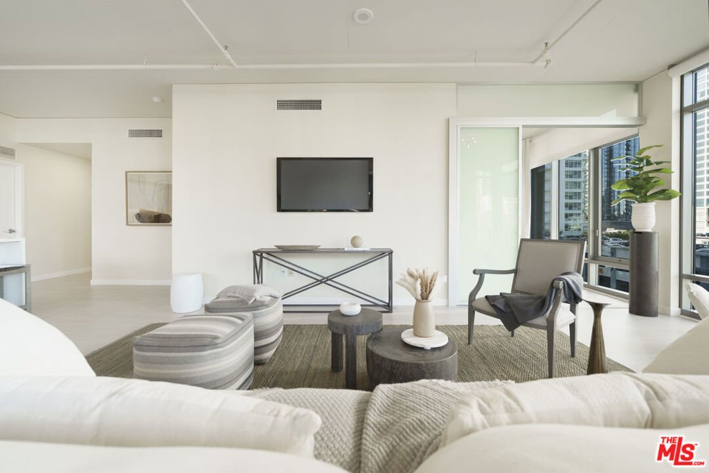Condo in Los Angeles, California, United States 4 - 17621036