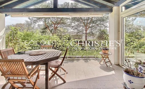 House in Parc d'Hiver-Marion-Mouriscot, Biarritz, France 1