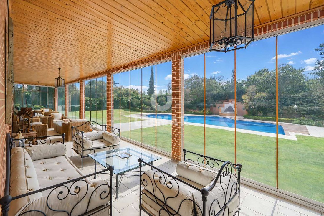Villa in Somosaguas, Pozuelo de Alarcon, Comunidad de Madrid 2 - 17622498