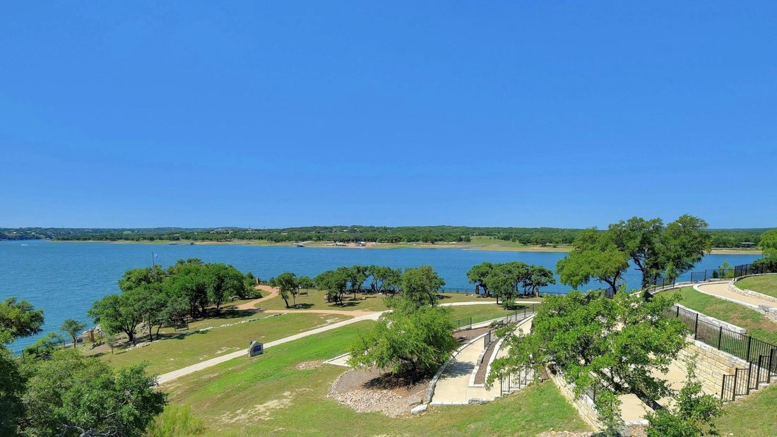 House in Jonestown, Texas, United States 5 - 17621301