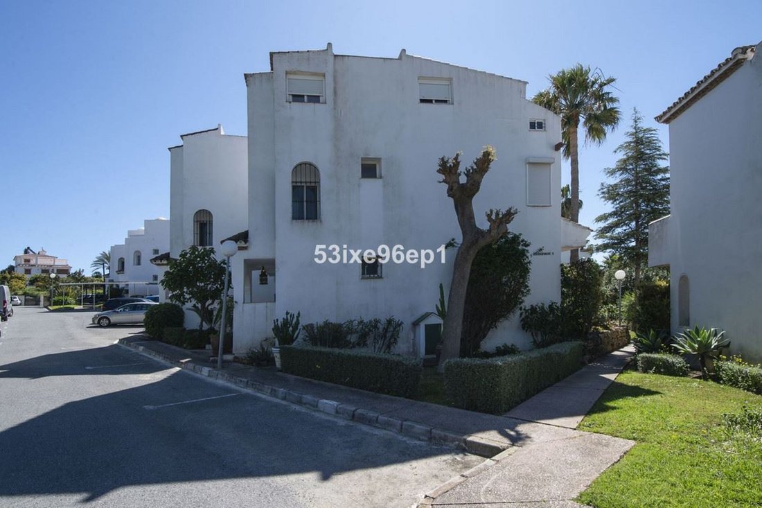 Townhouse in Estepona, Andalusia, Spain 2 - 17619862
