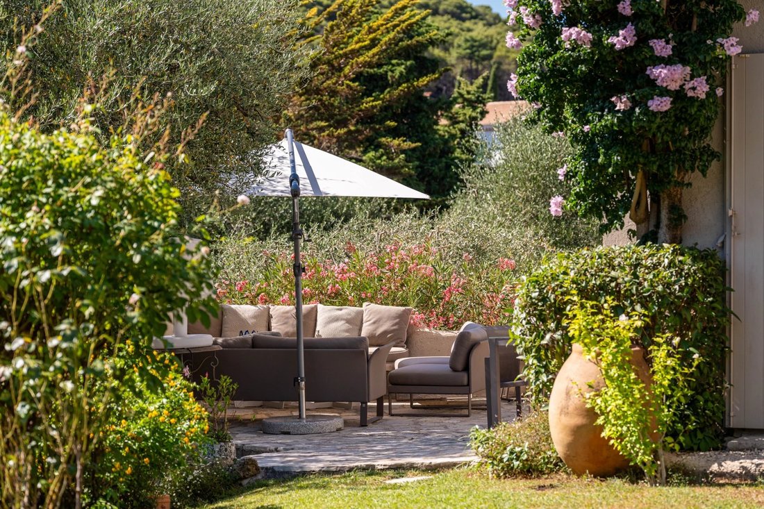Villa in Mougins, Provence-Alpes-Côte d'Azur, France 3 - 17622487
