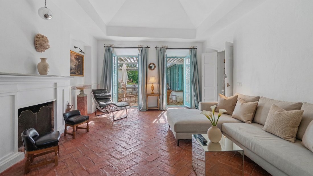 Villa in Marbella, Andalusia, Spain 3 - 17612036