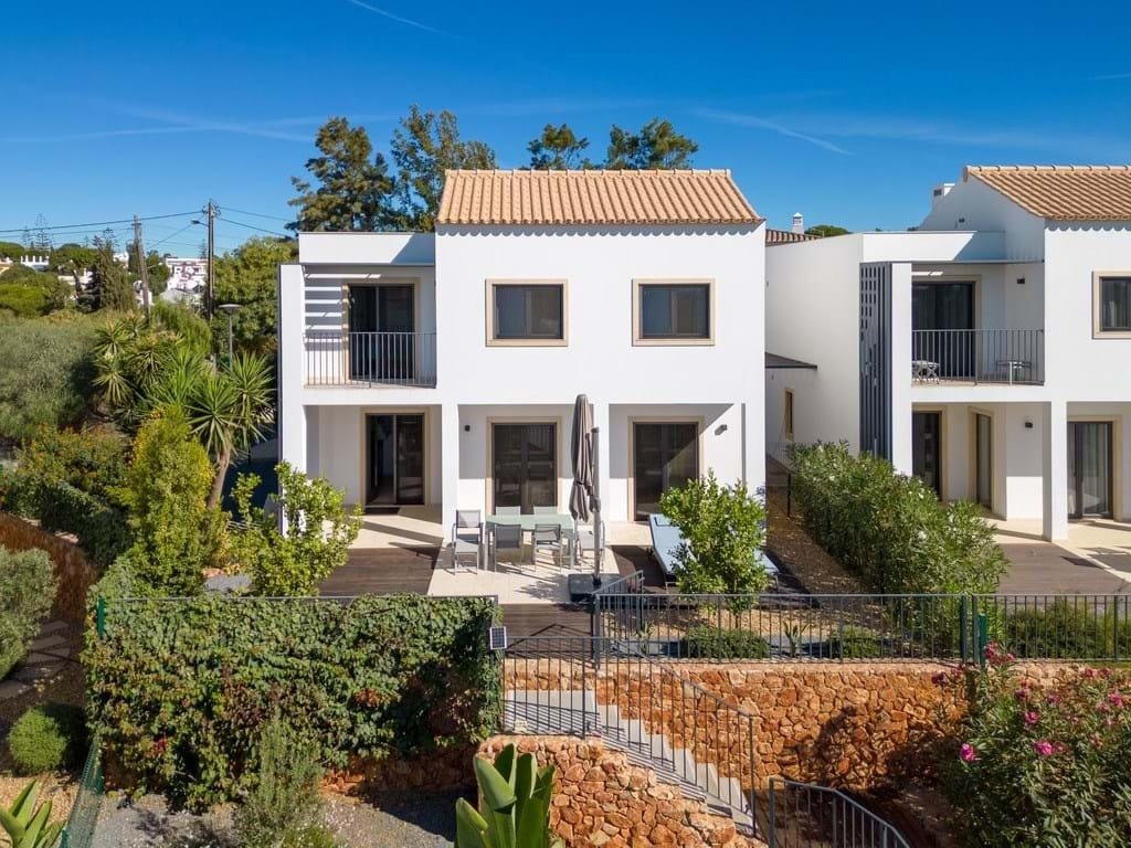 Villa in Carvoeiro, Algarve, Portugal 1 - 16196799