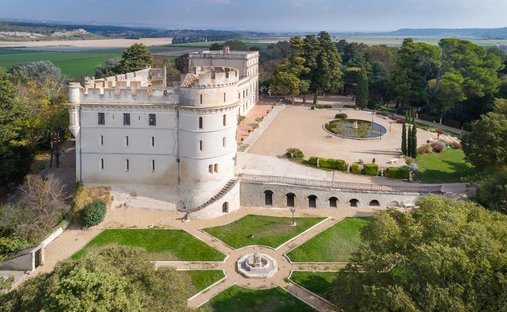 Tenuta a Arles, Provenza-Alpi-Costa Azzurra, Francia 1