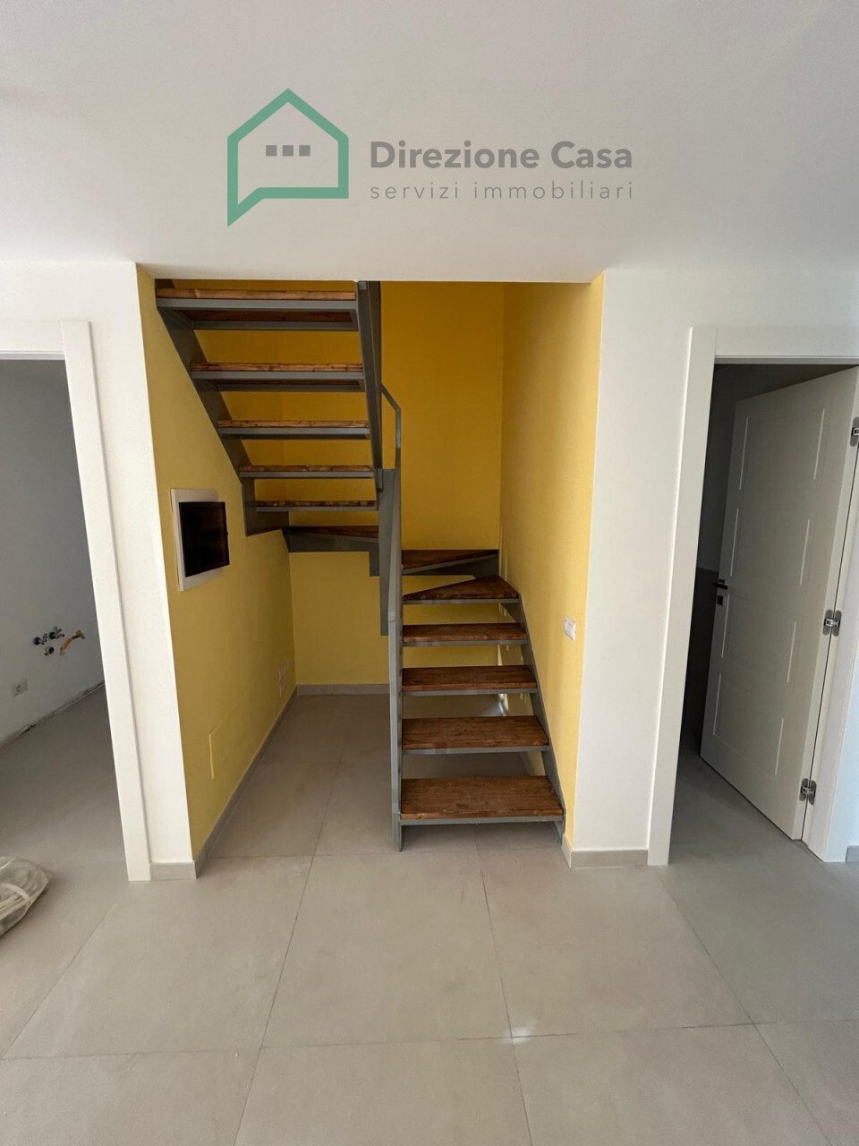 Apartment in Naples, Campania, Italy 4 - 17622937