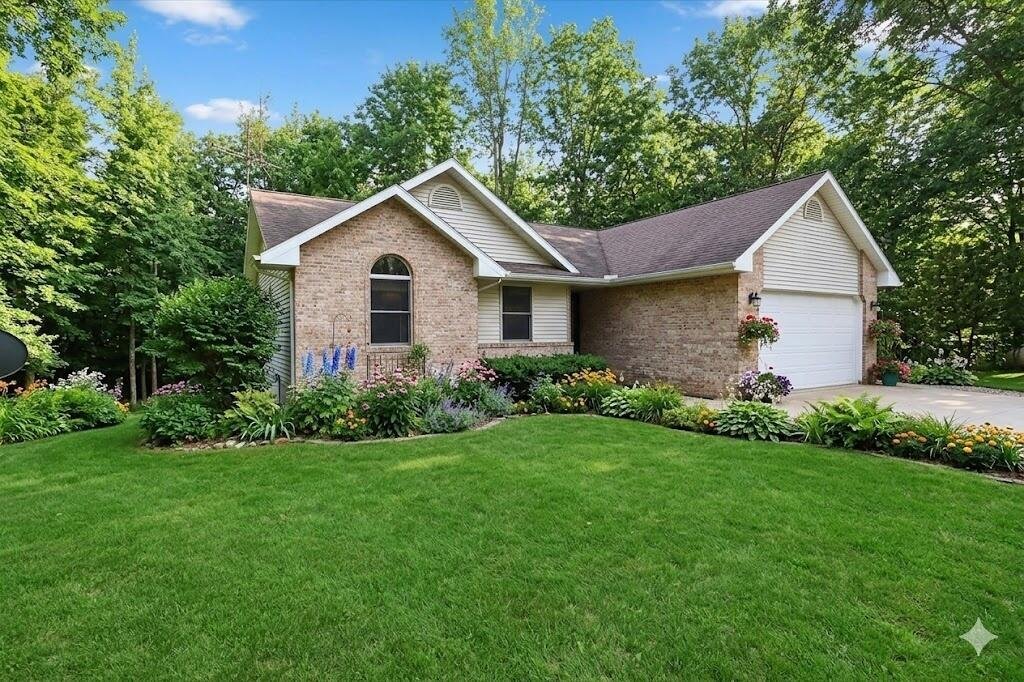 House in Sawyer, Michigan, United States 2 - 17622581