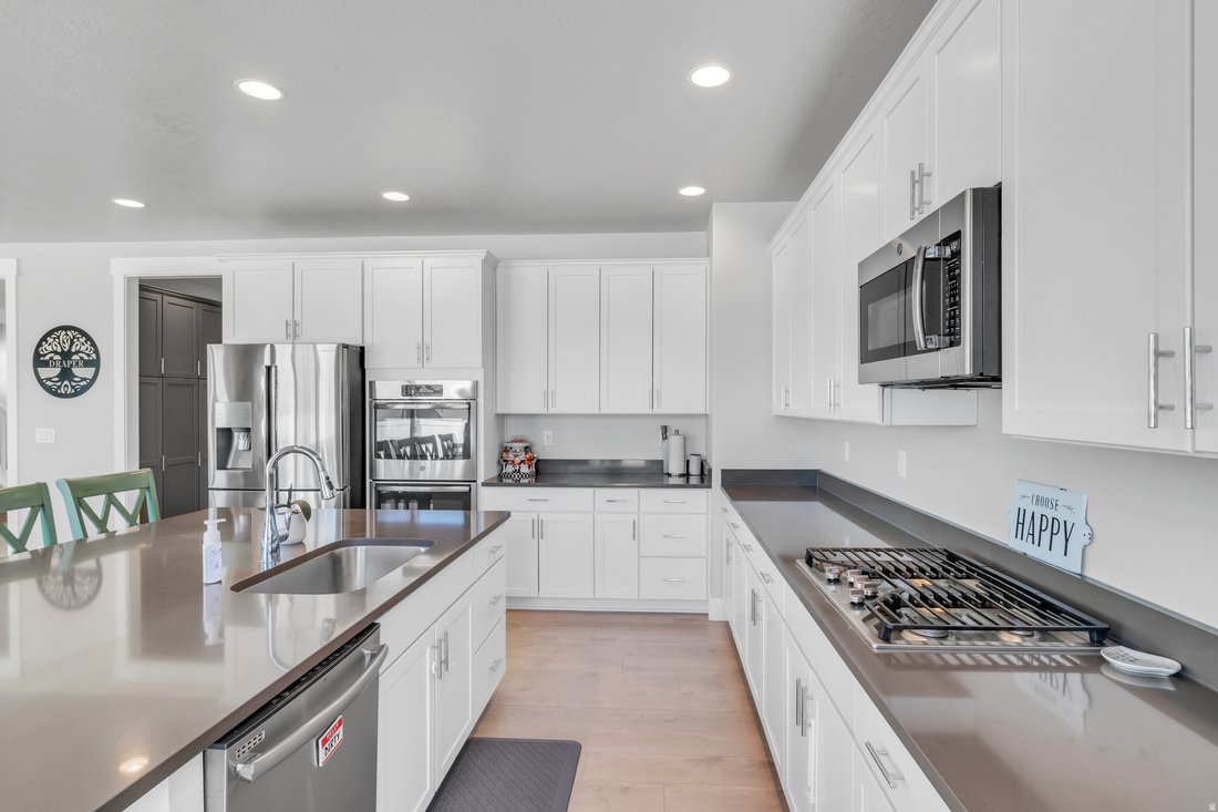 House in Eagle Mountain, Utah, United States 3 - 17620531