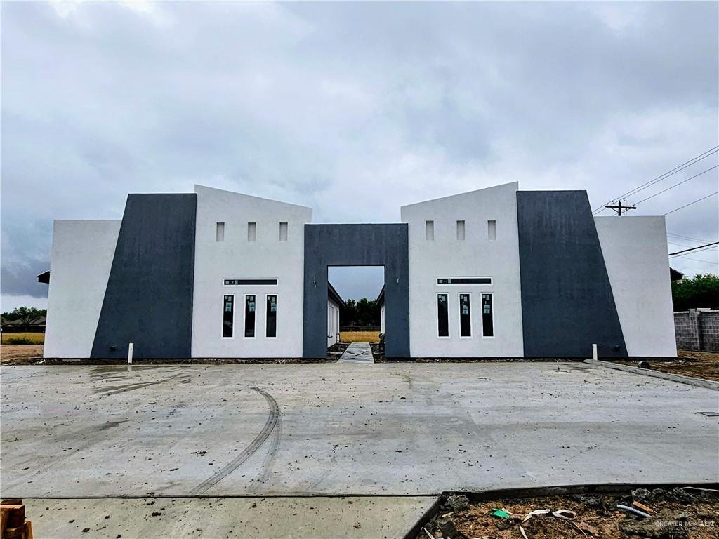 Pharr, Texas, United States 1 - 17604985