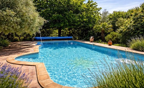 House in Carnoules, Provence-Alpes-Côte d'Azur, France 1