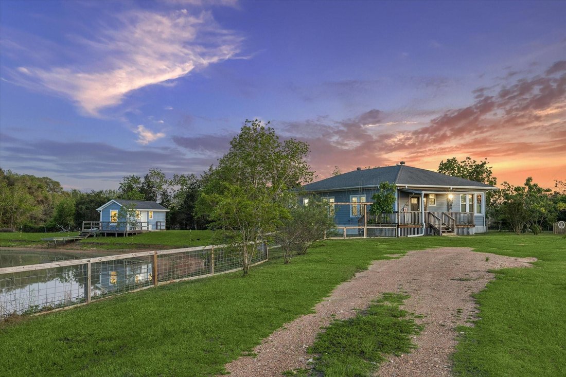 House in Cat Spring, Texas, United States 3 - 17621952