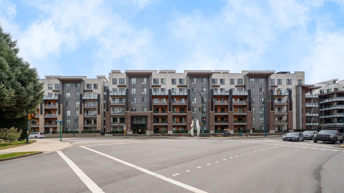 Condo in Port Moody, British Columbia, Canada 2 - 17622653