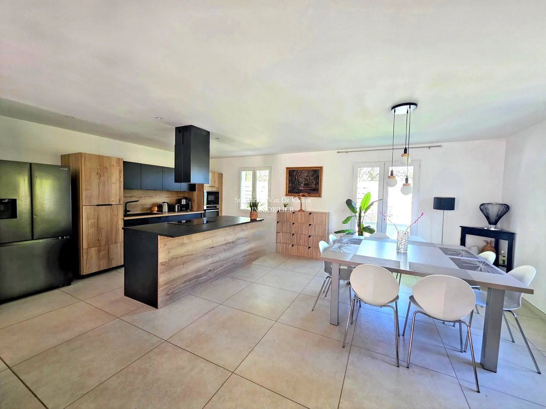 Villa in Nord, Vidauban, France 5 - 17619902