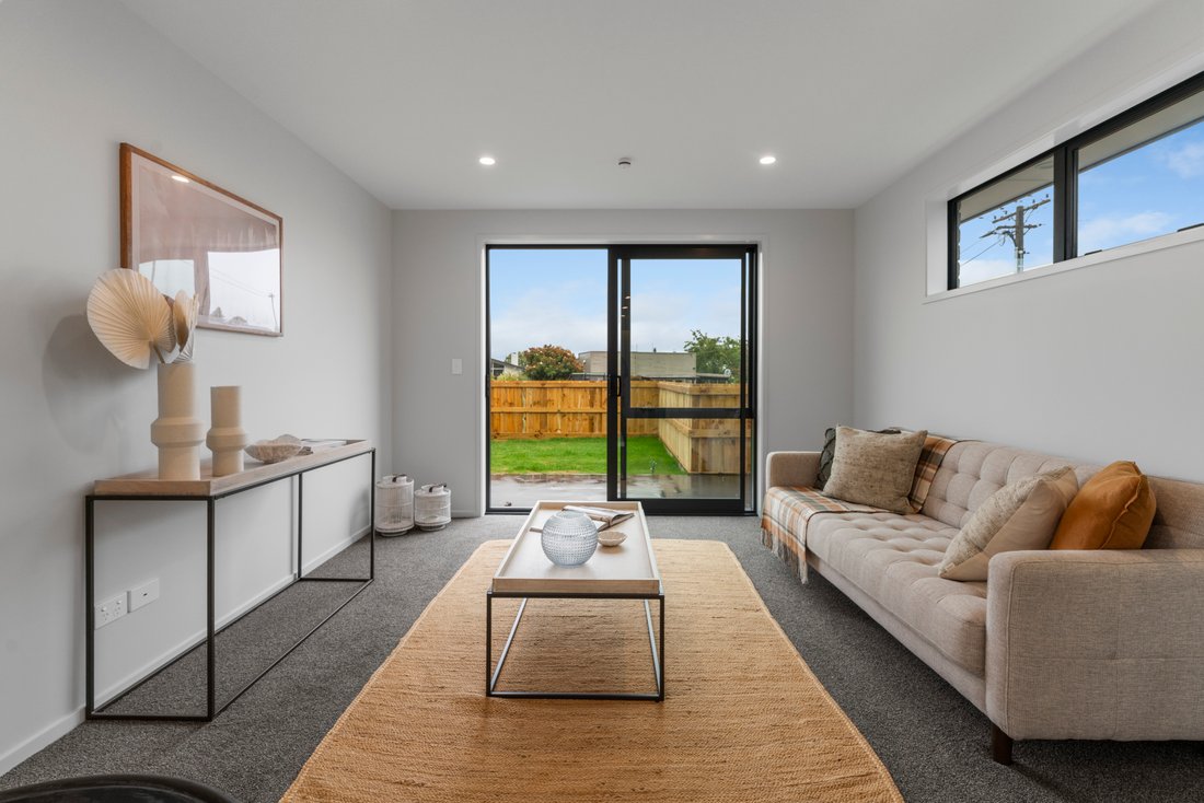 Taupo, Waikato, New Zealand 4 - 17402956