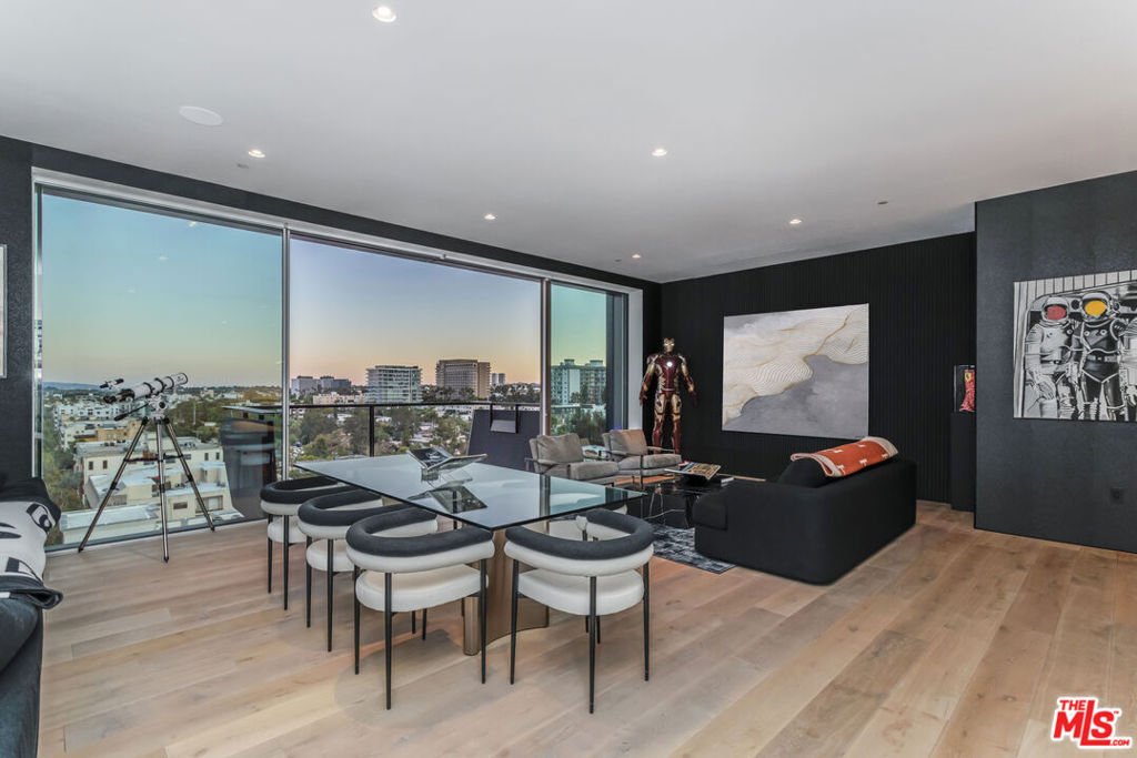 Condo in West Hollywood, California, United States 4 - 17621077