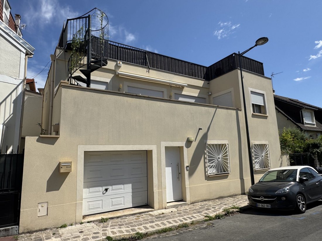 House in Fontenay-sous-Bois, Ile-de-France, France 2 - 17624557