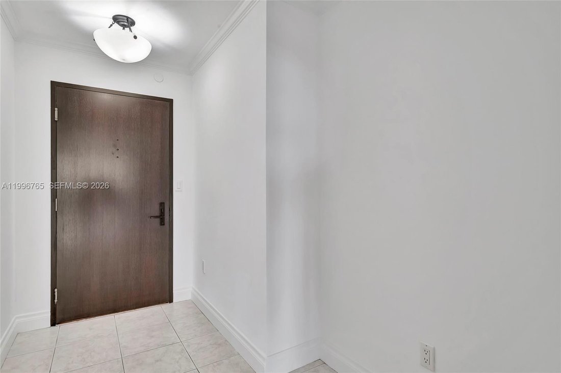 Condo in Miami, Florida, United States 3 - 17621450