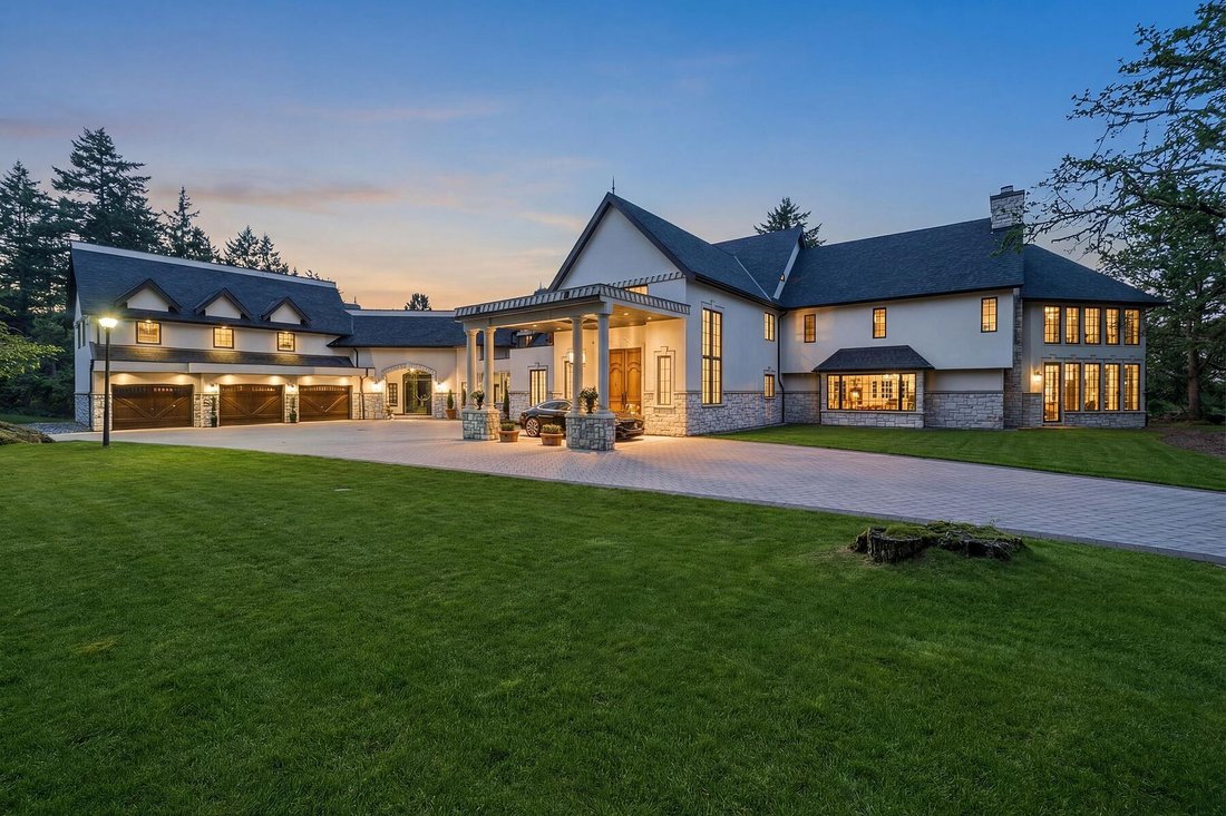House in Saanich, British Columbia, Canada 1 - 15607154