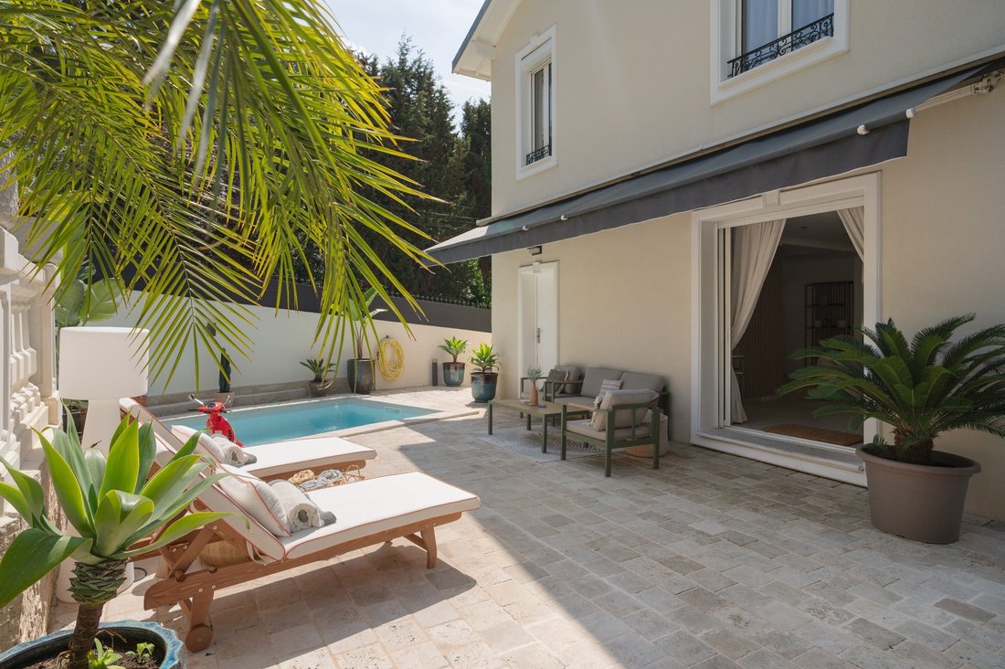 House in Saint Nicolas, Cannes, France 4 - 17622279
