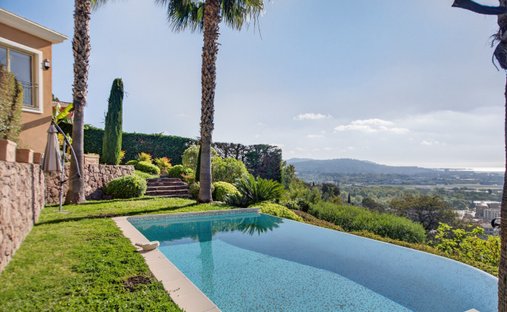 Maison à Mandelieu-la-Napoule, Provence-Alpes-Côte d'Azur, France 1