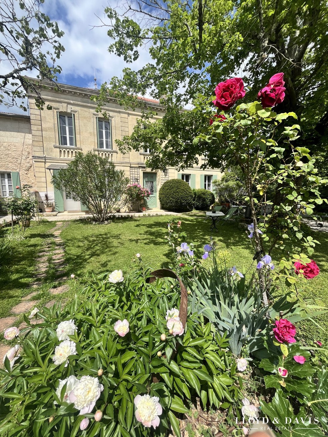 House in Targon, Nouvelle-Aquitaine, France 2 - 17624571