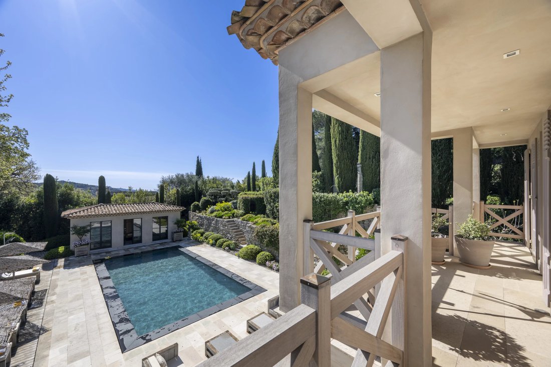 Villa in Mougins, Provence-Alpes-Côte d'Azur, France 5 - 17622753