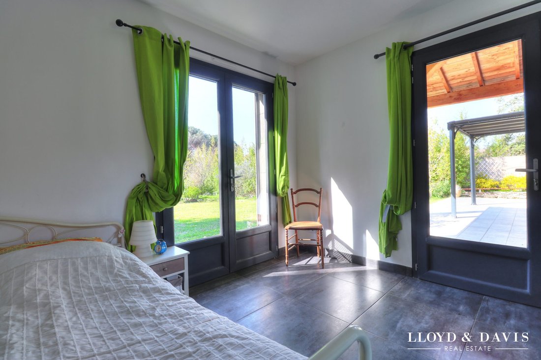 House in Uzès, Occitania, France 5 - 17624609
