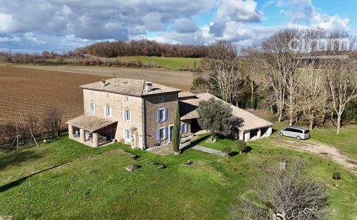 Estate in Montvendre, Auvergne-Rhône-Alpes, France 1