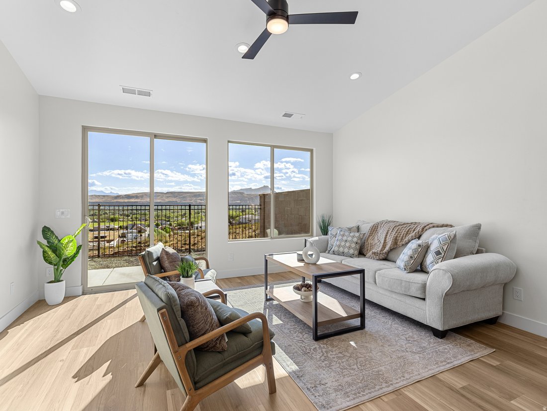 Cedar City, Utah, United States 4 - 17620553