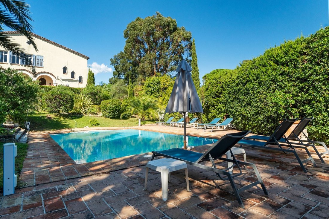 Casa a Le Cottage, Mandelieu-la-Napoule, Francia 2 - 16541390