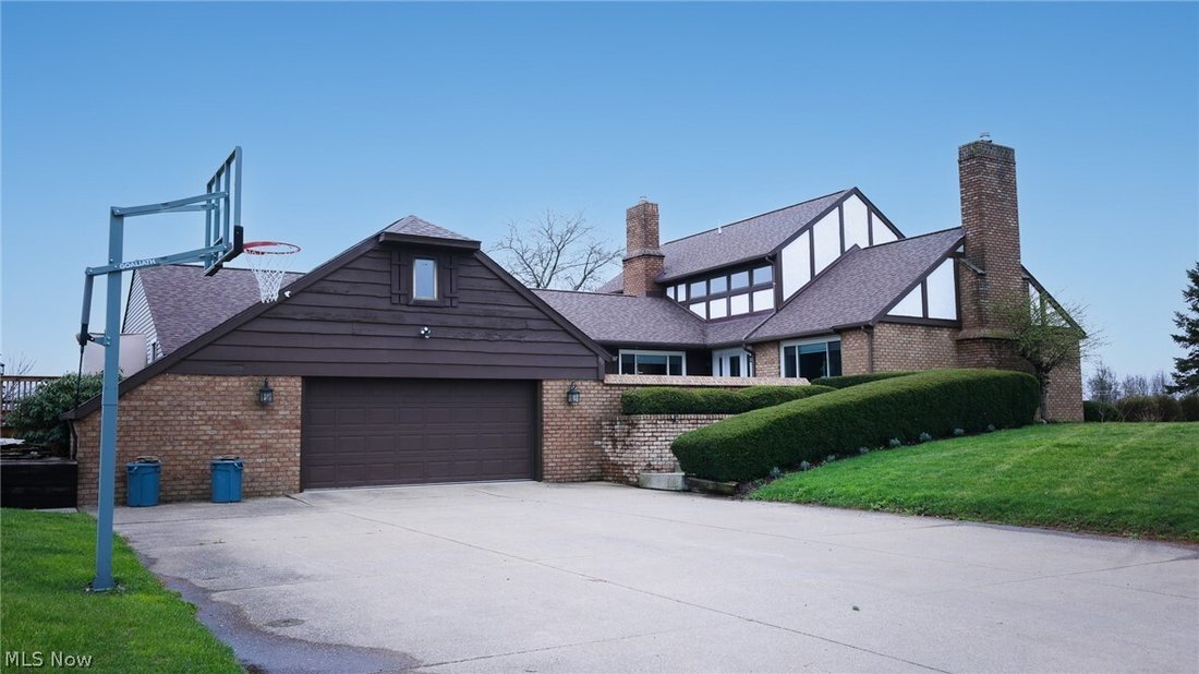 House in New Springfield, Ohio, United States 1 - 17620658
