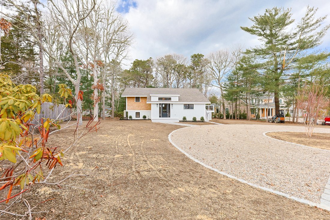 House in Mashpee, Massachusetts, United States 3 - 17620458