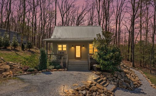 House in Tracy City, Tennessee, United States 1