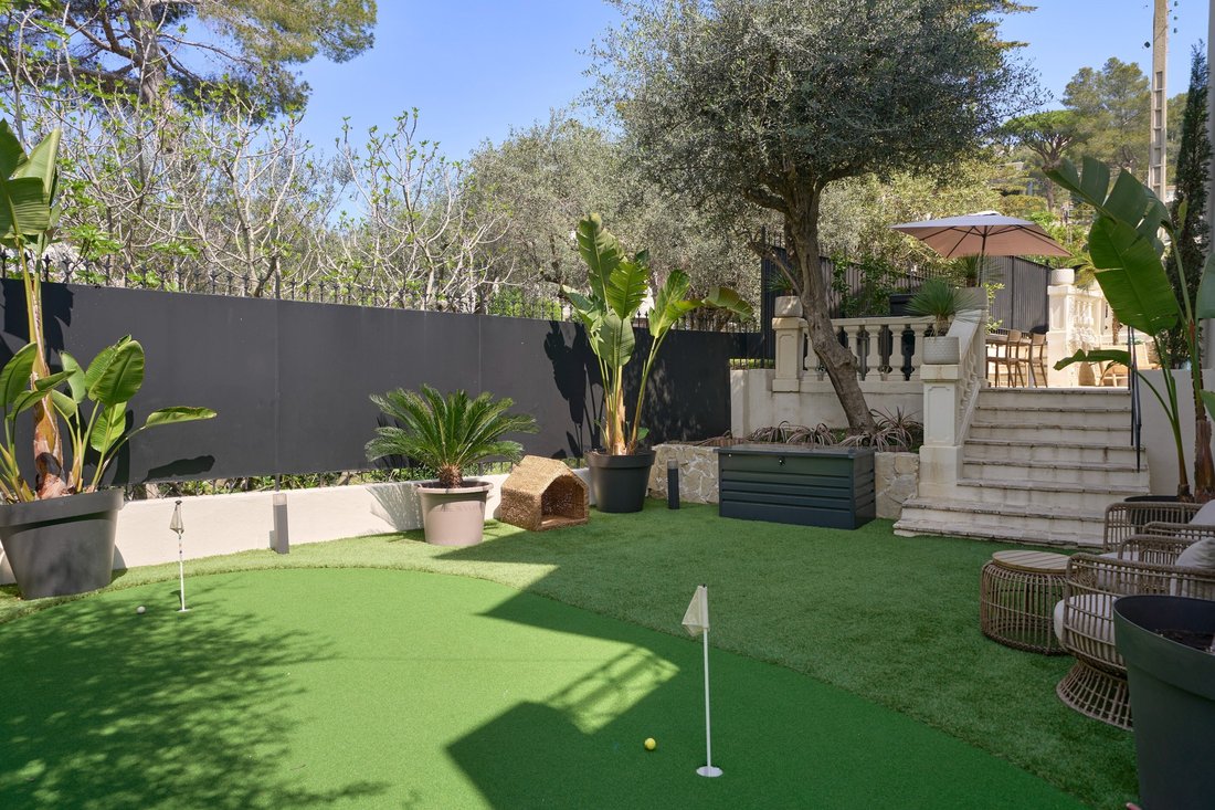 House in Saint Nicolas, Cannes, France 5 - 17622279