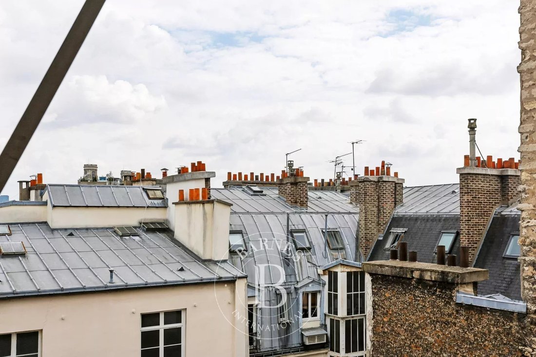 Apartment in Saint Thomas d'Aquin, Paris 7e Arrondissement, Paris 2 - 17622749