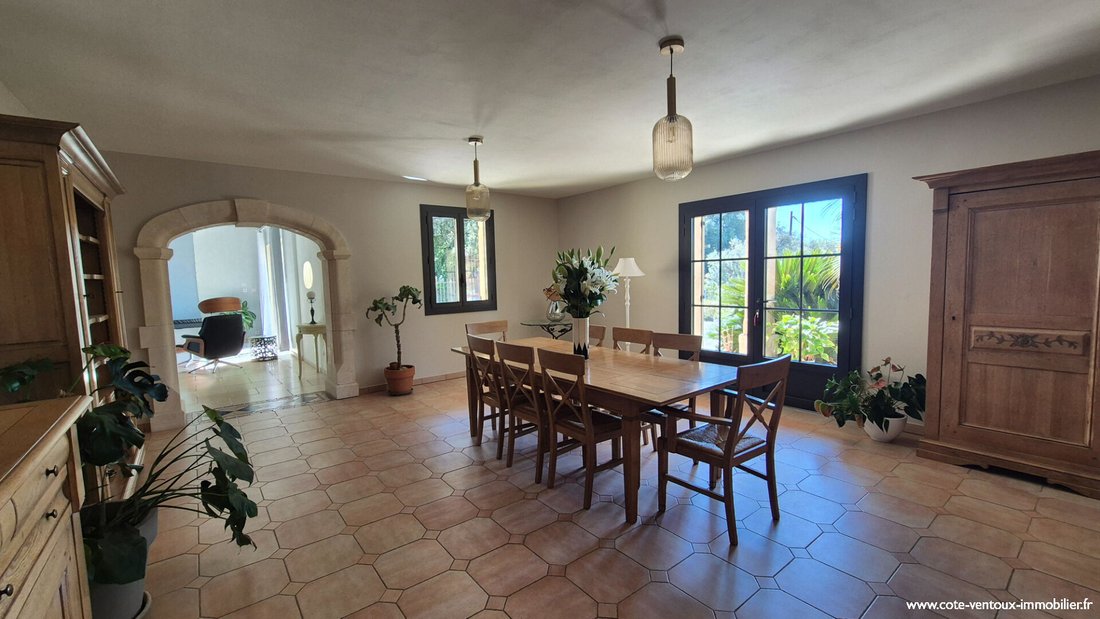 Villa in Vacqueyras, Provence-Alpes-Côte d'Azur, France 4 - 17622503
