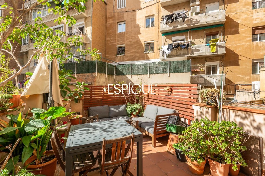 Apartment in Eixample, Barcelona, Spain 3 - 17624858