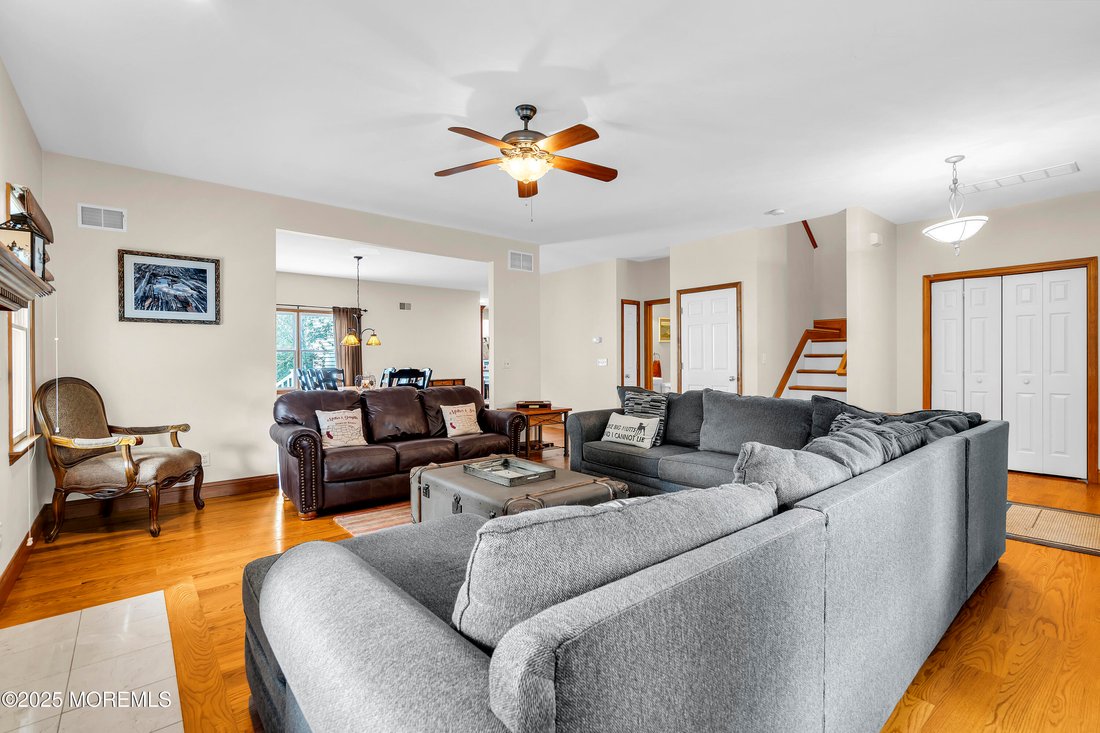 House in Toms River, New Jersey, United States 4 - 17625130