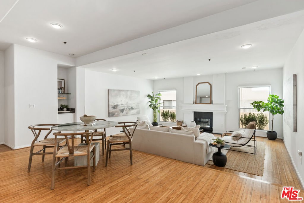 Condo in Los Angeles, California, United States 5 - 17624825