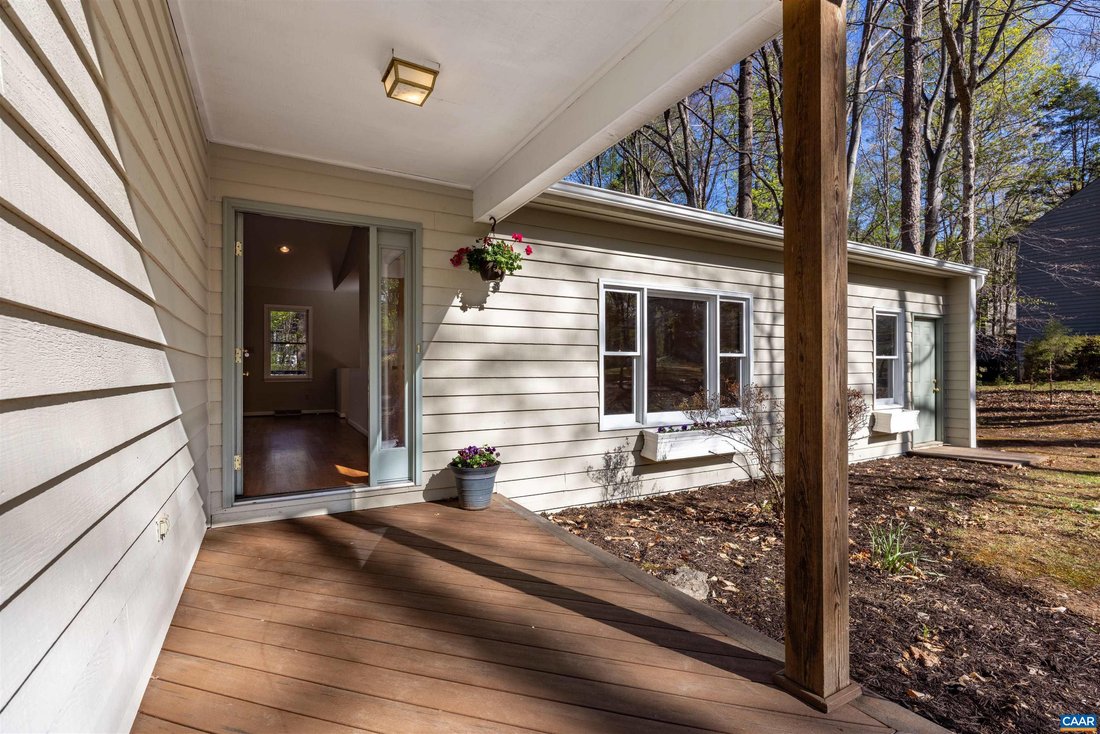 House in Charlottesville, Virginia, United States 3 - 17624911