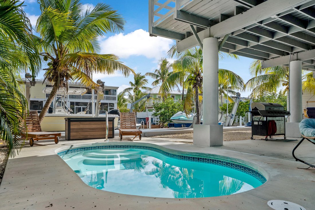 House in Summerland Key, Florida, United States 3 - 17624767