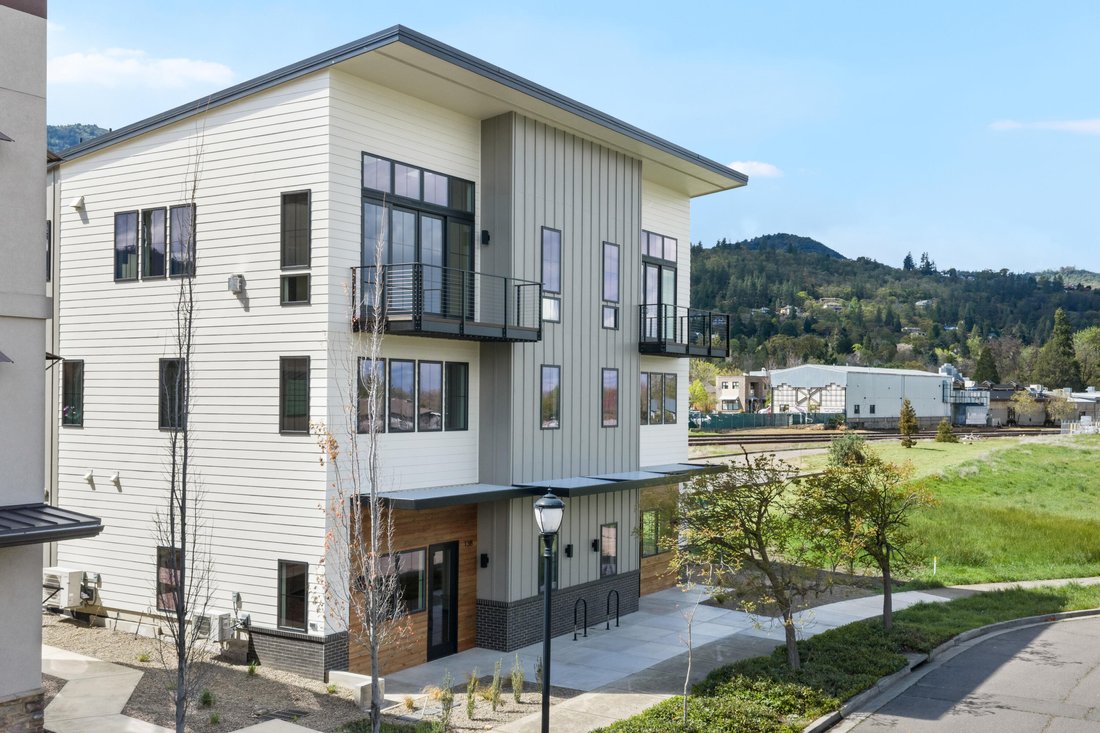 House in Ashland, Oregon, United States 5 - 17625150