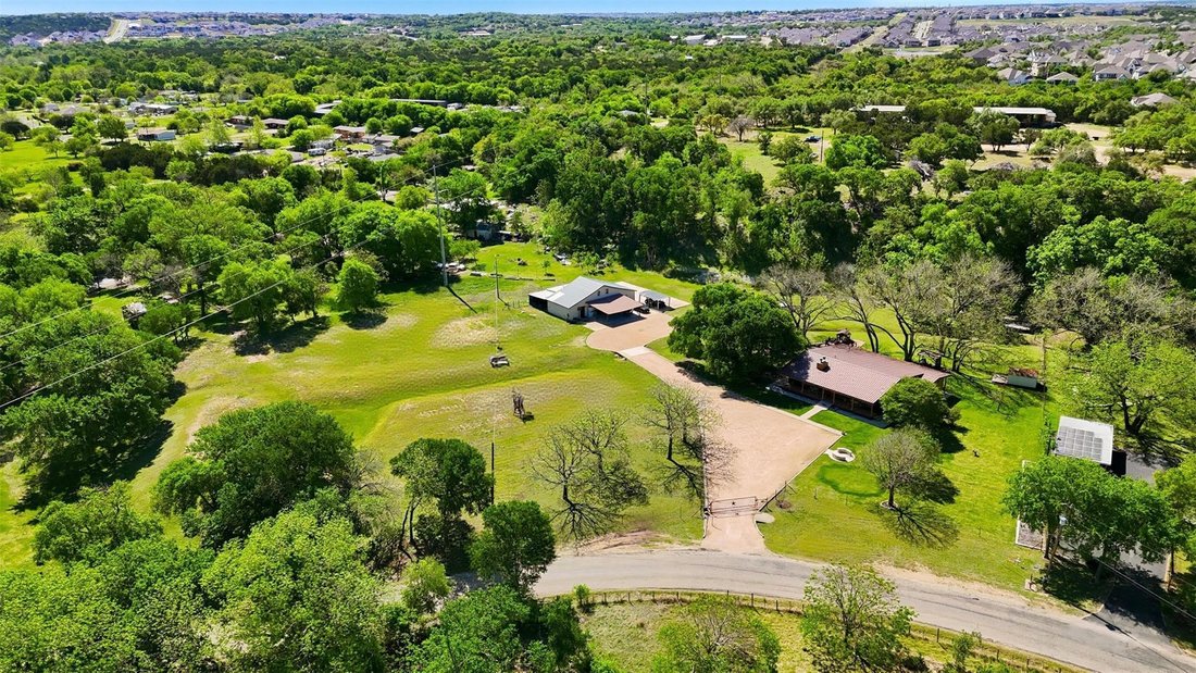 House in Leander, Texas, United States 3 - 17624962