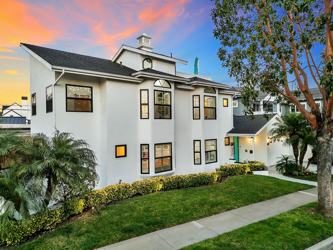 Coronado, California, United States 1 - 17625967