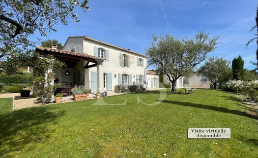 House in Ouest Sud, Vaison-la-Romaine, France 1