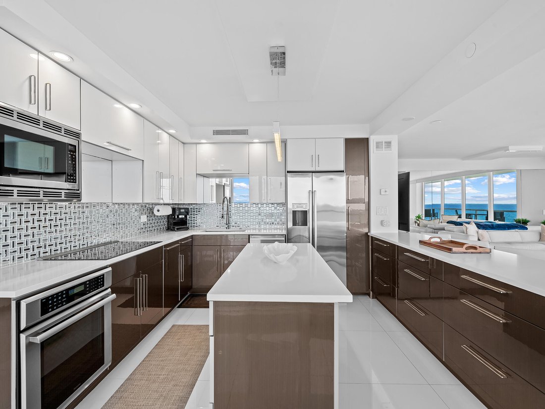Condo in Boca Raton, Florida, United States 5 - 16742296