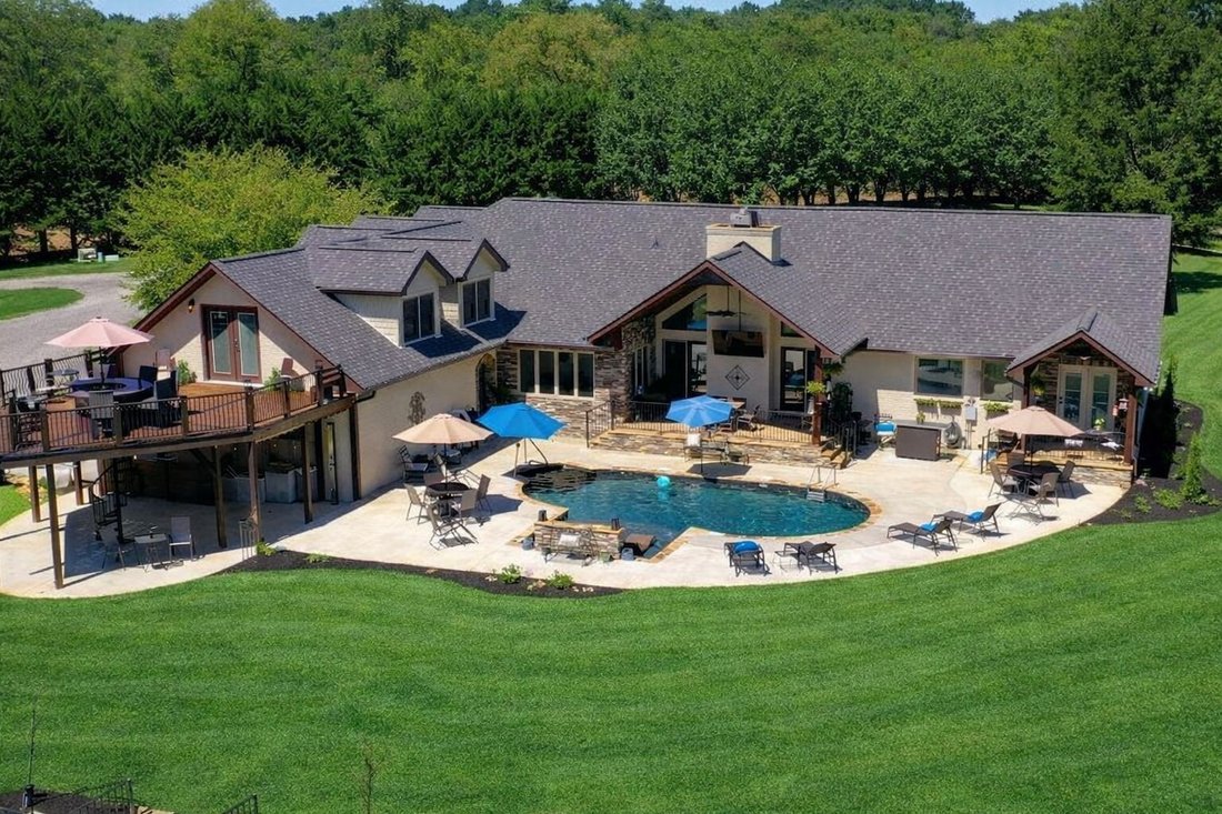 House in Columbia, Tennessee, United States 5 - 17625476