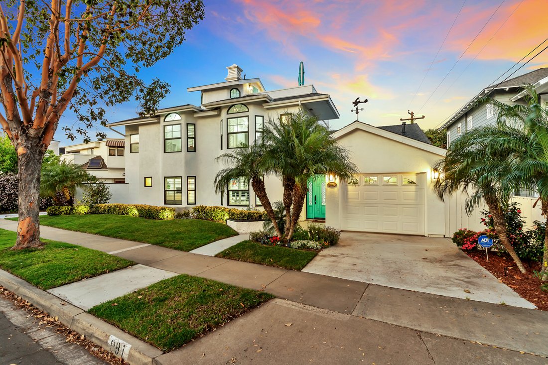 Coronado, California, United States 2 - 17625967